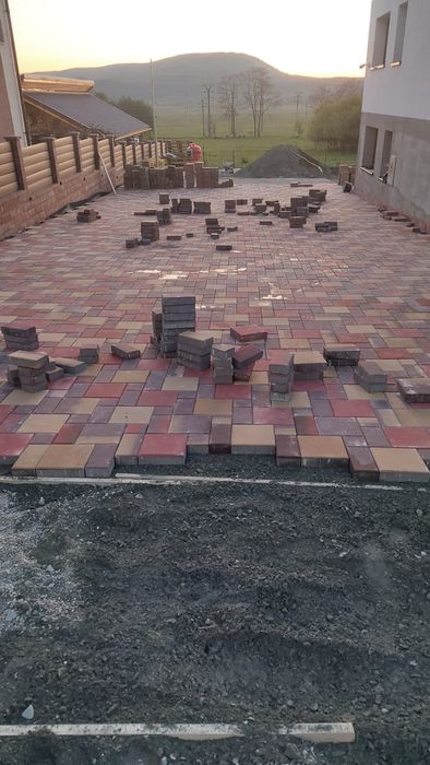 Echipa seriosa,executam lucrari in constructii. Insatalatii sanitare