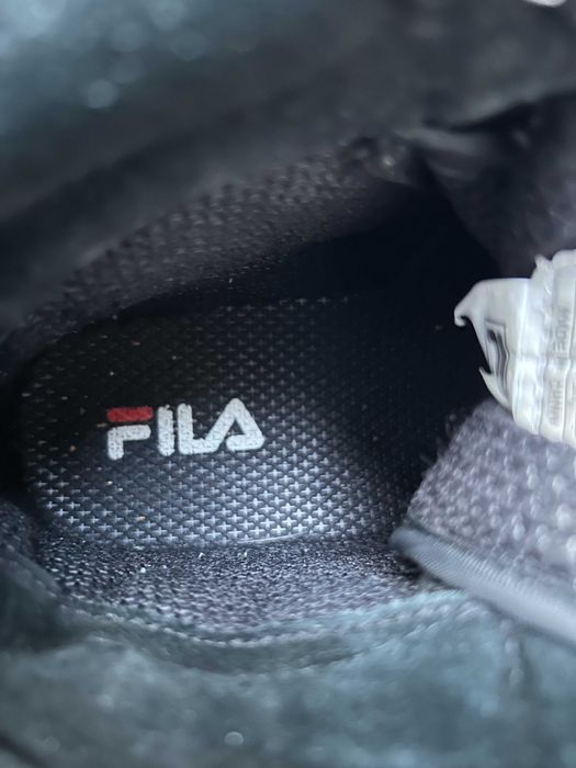 Vand ghete Fila in stare buna