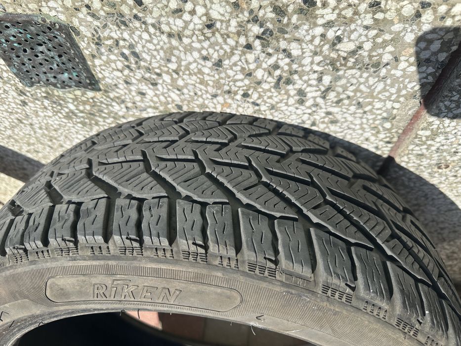 Cauciucuri 215 45 17 toyota etc M+S