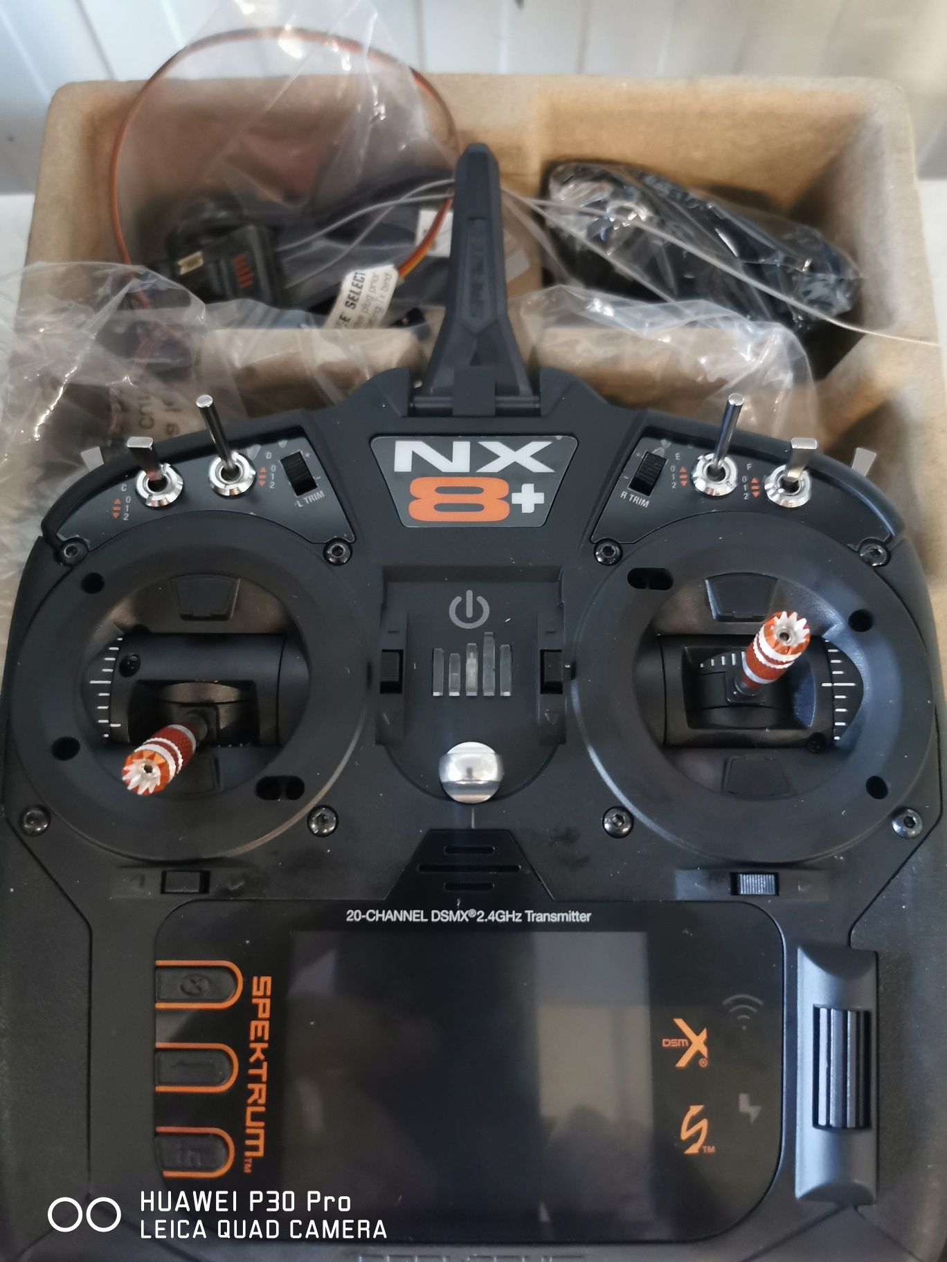 Radiocomanda Spektrum NX8+