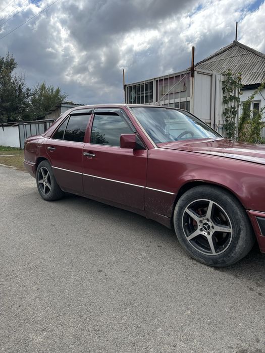 Продам Е 124 в хорошем сост