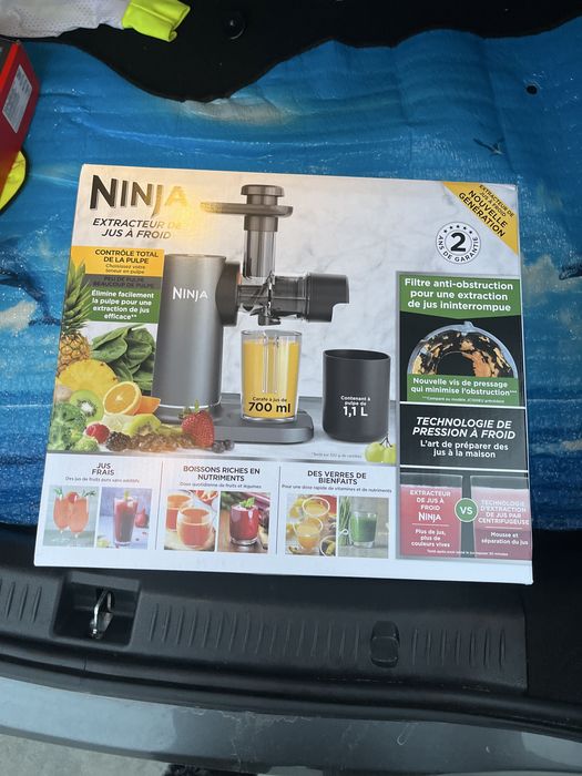 Storcator de fructe Ninja la rece sigilat