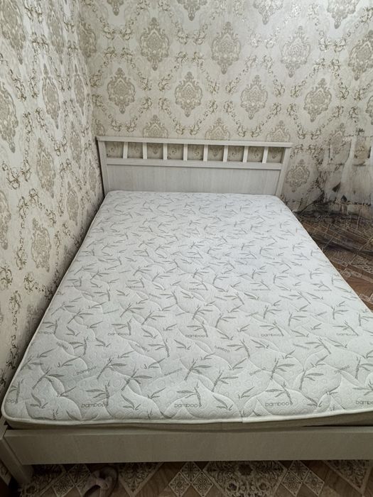 Продается двухспальная кровать