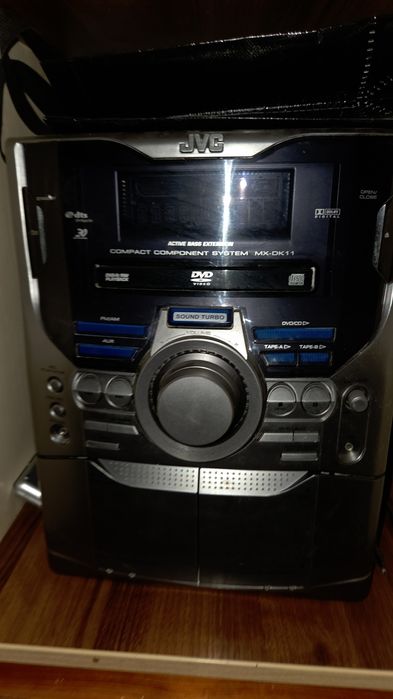 Продам музыкальный центр JVC