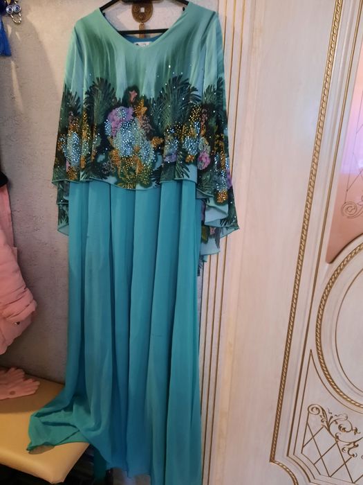 Нарядное ,вечернее платье