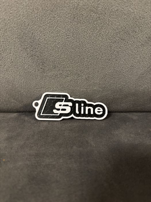 3д принтирани ключодържатели - VAG