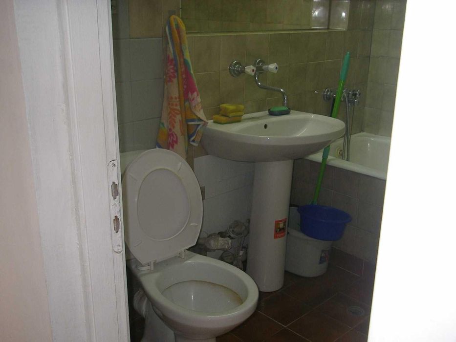 Дава се под наем Тристаен апартамент в София, Гео Милев - 93 кв.м за 500 € - Снимка #12