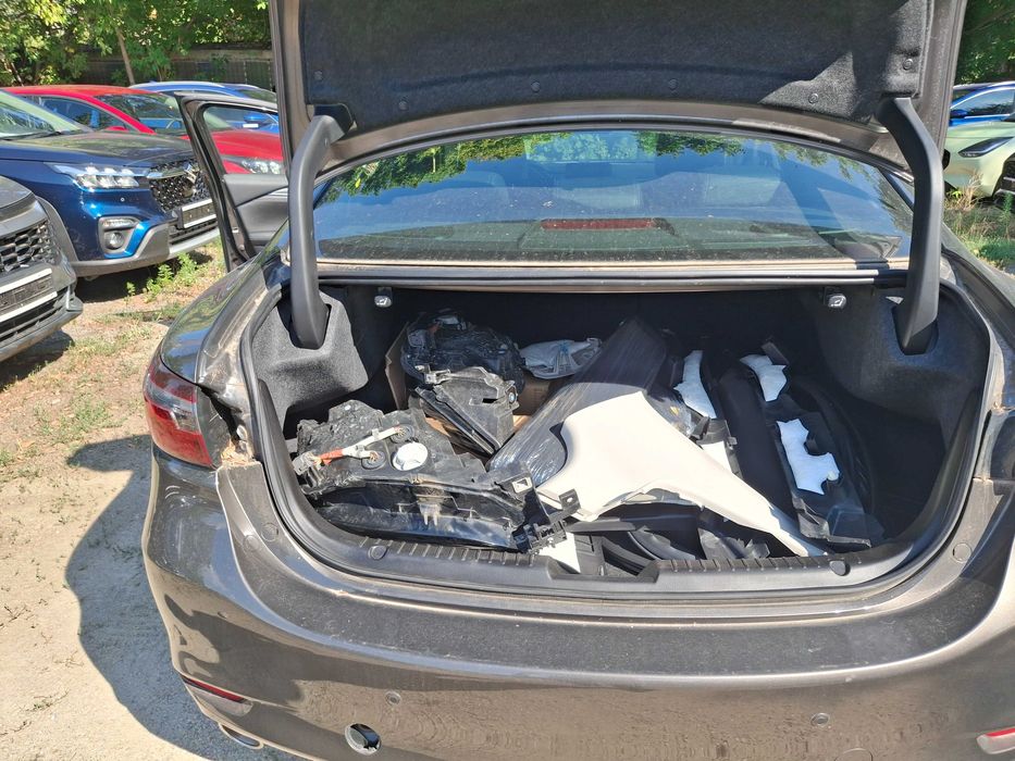 Mazda 6 G165 Revolution Top