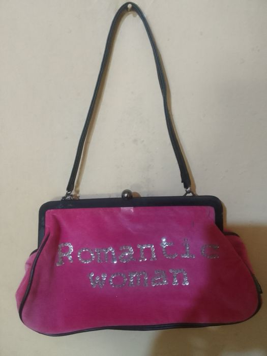 Розова дамска чанта