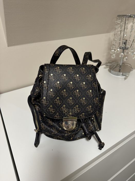 Малка раница Guess