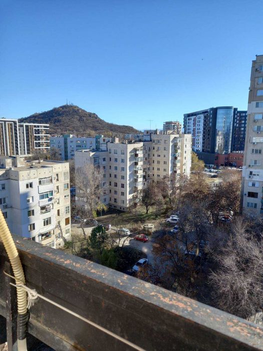 Продава се Тристаен апартамент в Пловдив, Младежки Хълм - 75 кв.м за 2334 €/кв.м - Снимка #13