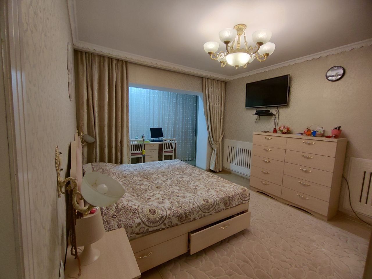 Продаётся 4 комн квартира 125кв² квартира Спецплан ул.С.Азимова
