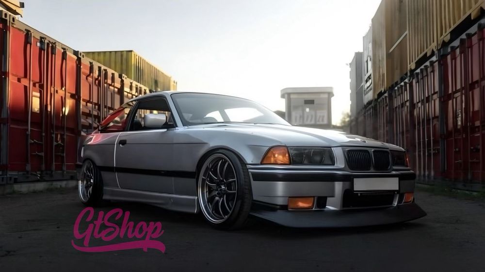 BMW E36 купе Felony Form расширение крыльев 
Занимаемся изготовлением