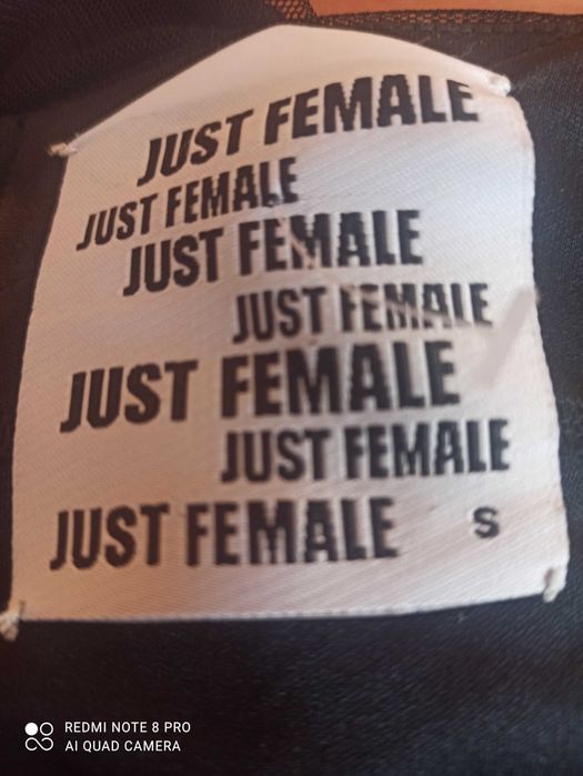 Рокля подходяща за парти