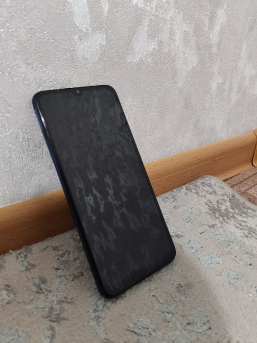 Телефон сатылады