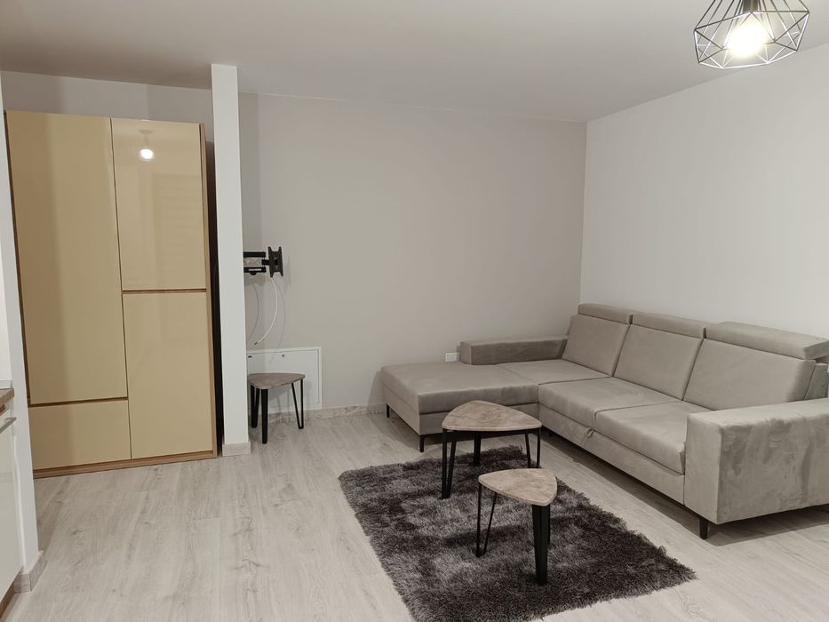 Închiriez apartament 2 camere str Sub Cetate, Floresti