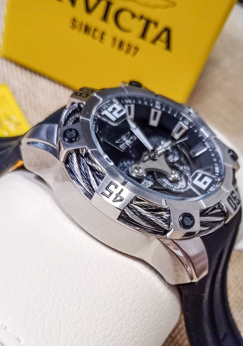 Ceas  Chronograph Invicta  Black Dial IN- 35629 - Barbati