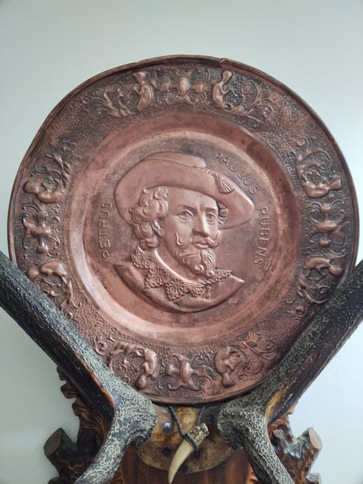 Decorațiune perete+casetă bijuterii veche