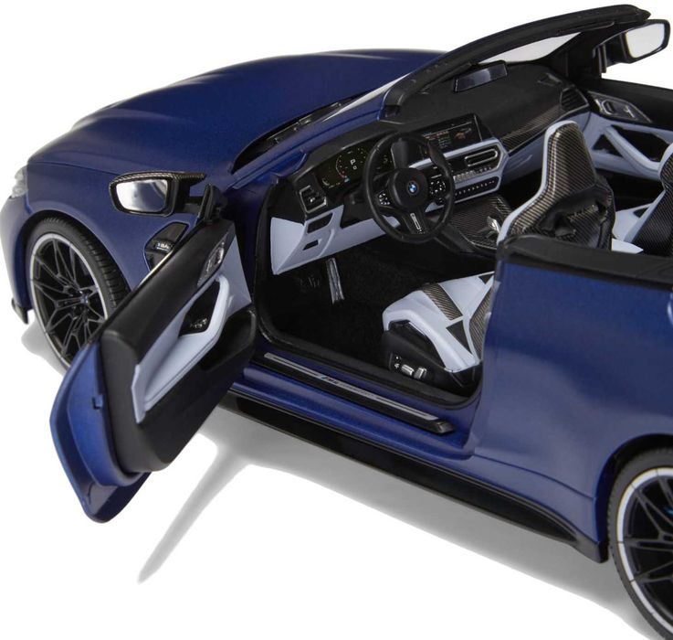 Macheta originala Bmw M4 G83 scara 1:18