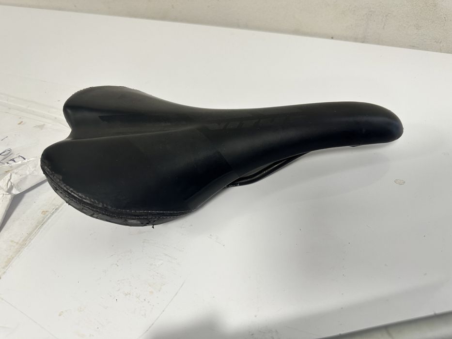 Ghidon, pipa, mansoane si sa pret 300 ron predare in Bucuresti