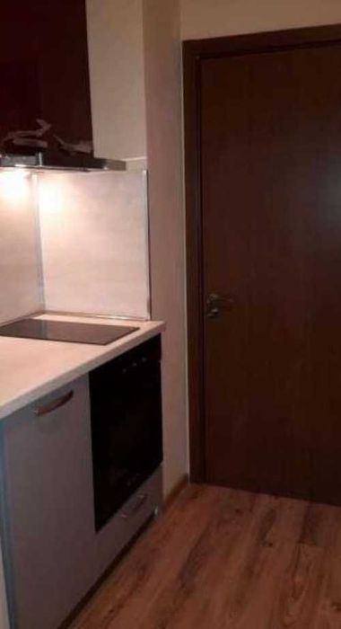 Дава се под наем Тристаен апартамент в Пловдив, Западен - 88 кв.м за 372.3 € - Снимка #2