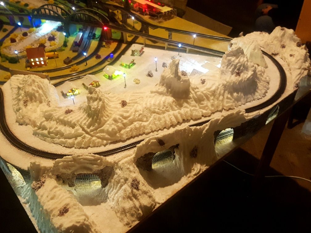 Vand Diorama trenulet electric