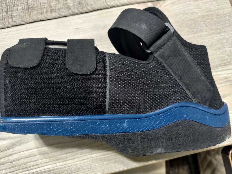 Следоперативна ортопедична обувка Hallux Valgus