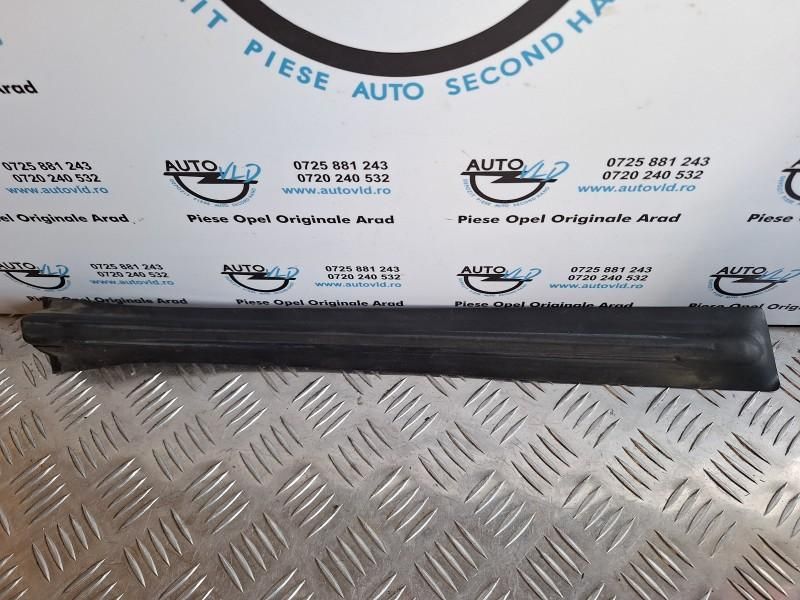 Cheder stalp usa stanga fata Opel Astra G