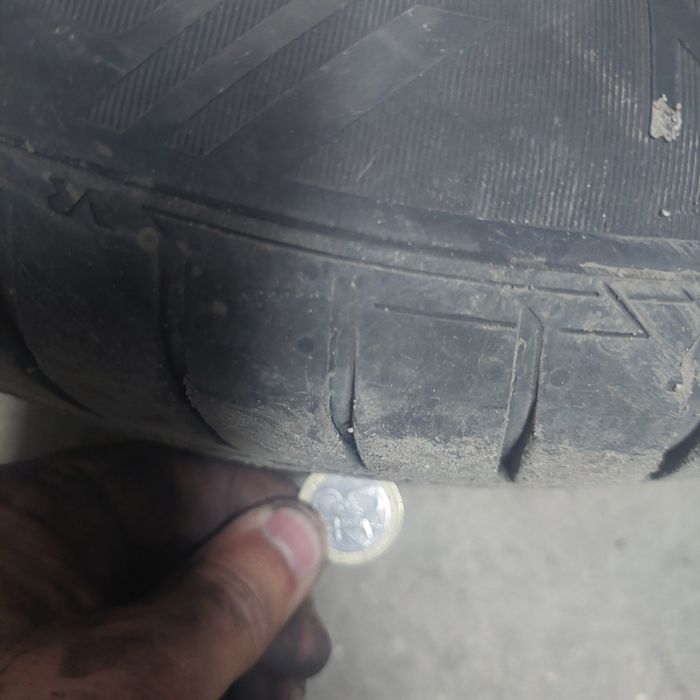 Продавам оригинални ляти алуминиеви джанти с гуми за Опел Зафира, Астр