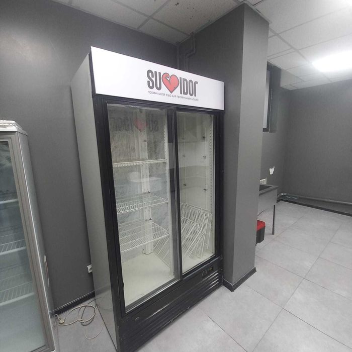 холодильный шкаф двухдверный БУ
