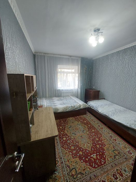 Срочна сотилади Янгиҳаёт 9-худуд  3-хона