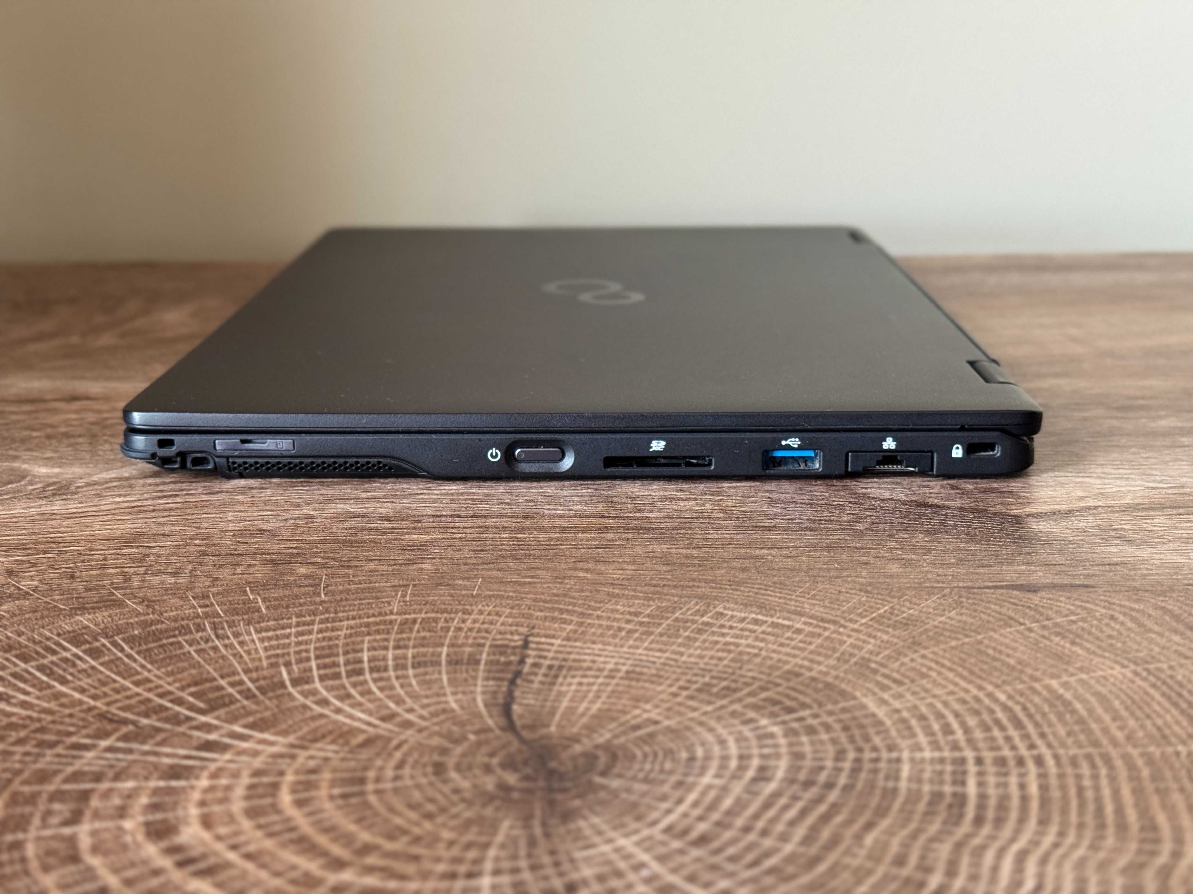 Laptop FUJITSU LifeBook U9310x i5-10310u , 16Gb, 256 SSD, Win11, 2in1