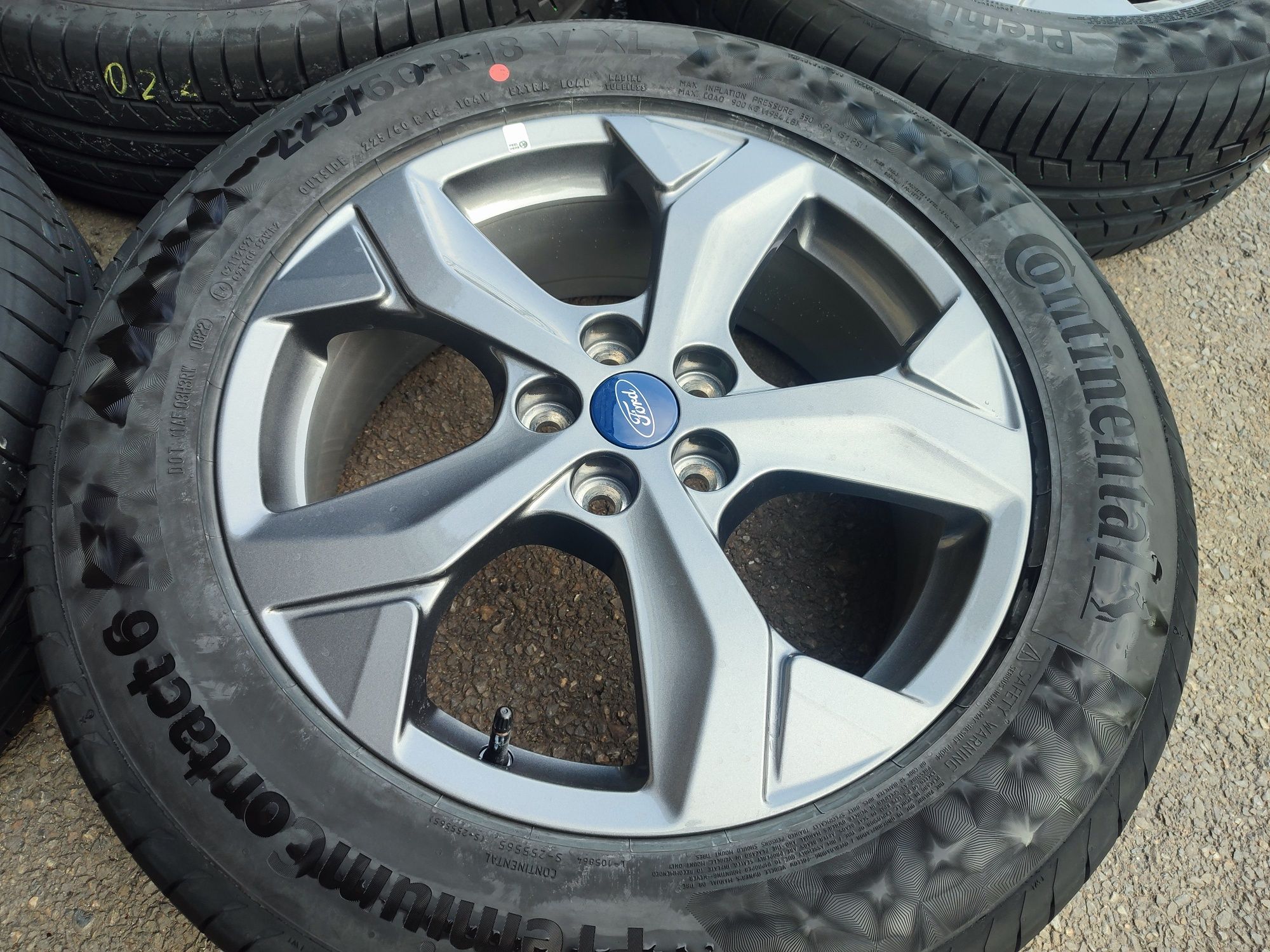 18" оригинални алуминиеви джанти с гуми за Ford Kuga...