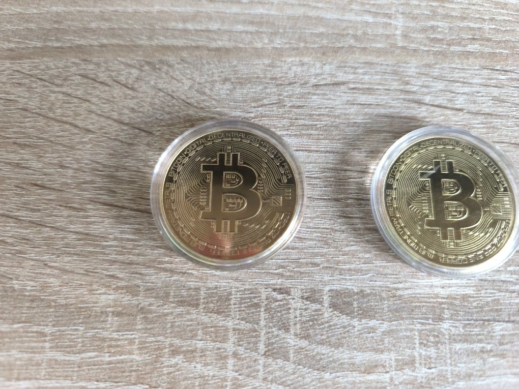 Set 3 monede Bitcoin