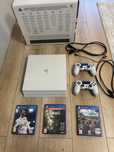 PlayStation 4 Pro, 1Tb, 2 Manete, 3 Jocuri