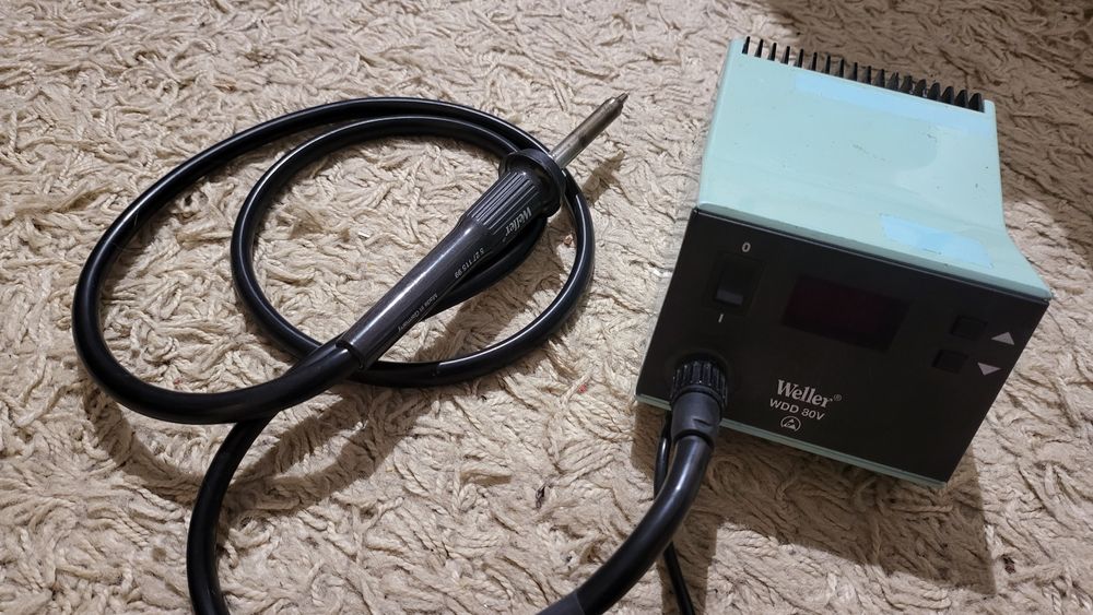 Станция за разпояване Weller WDD 80V desoldering