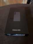 Samsung galaxy S24 нов