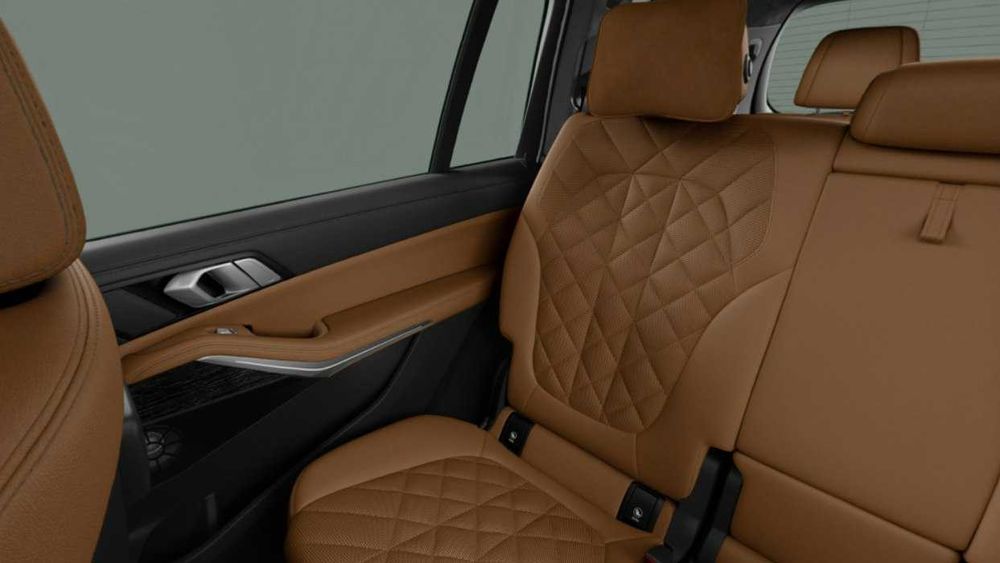 BMW X7 xDrive40i (G07) с гарантии