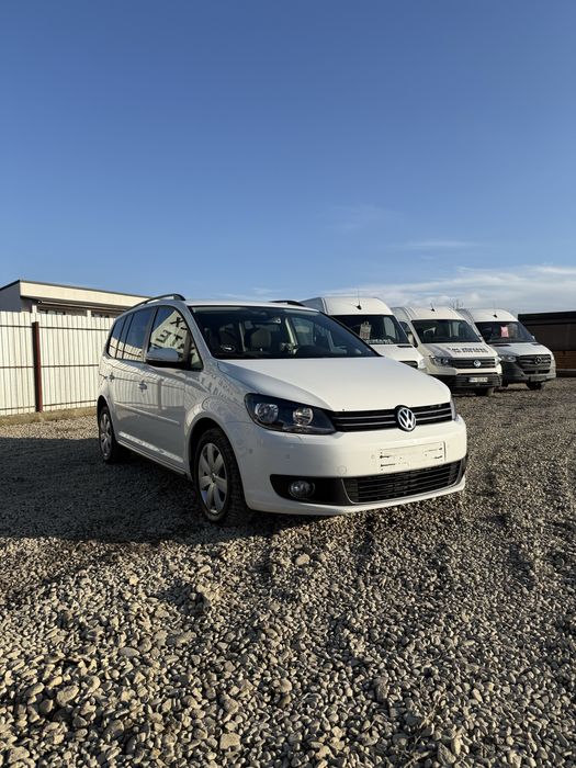 VW Touran 7 locuri