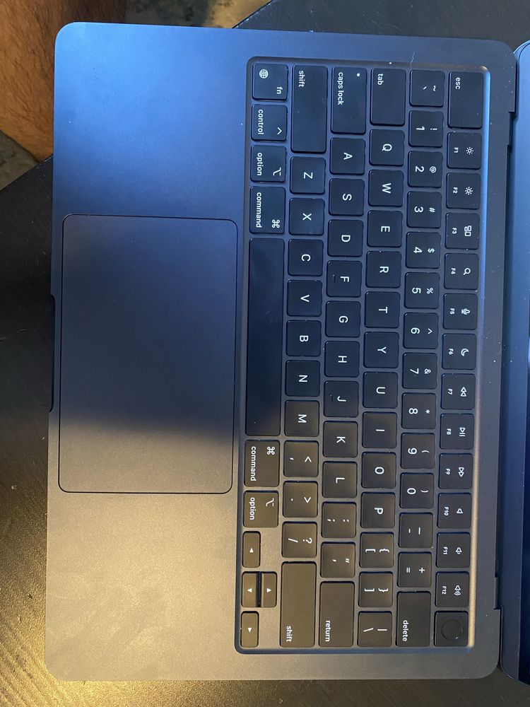 Mackbook air  m2 13 inch