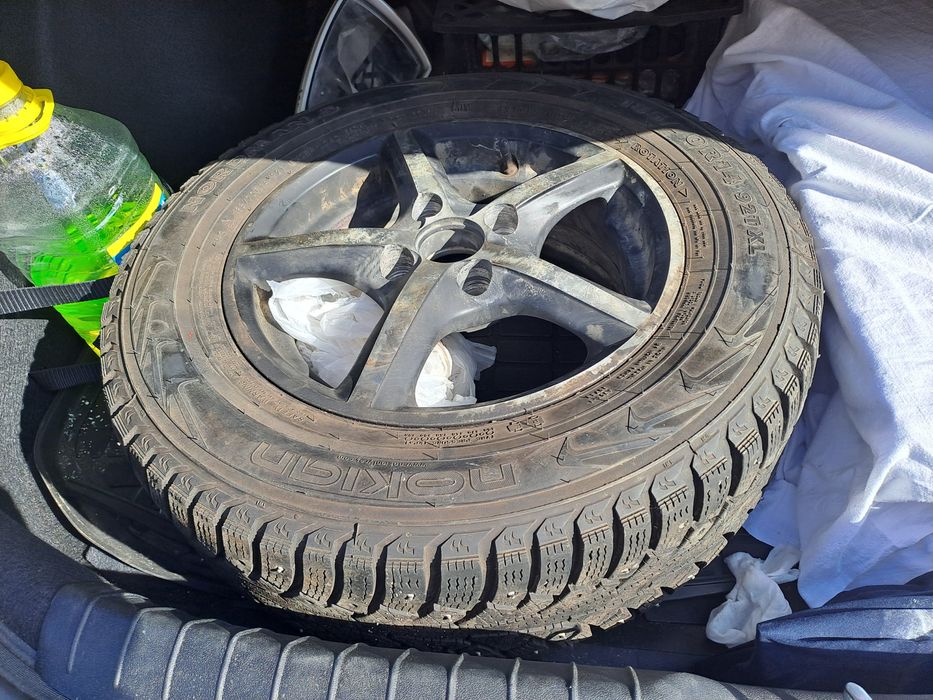 Продам диск с резиной