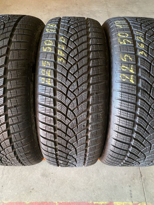 Anvelope iarna 225/50/18 Goodyear Ultra Grip Performance 225 50 18 R18