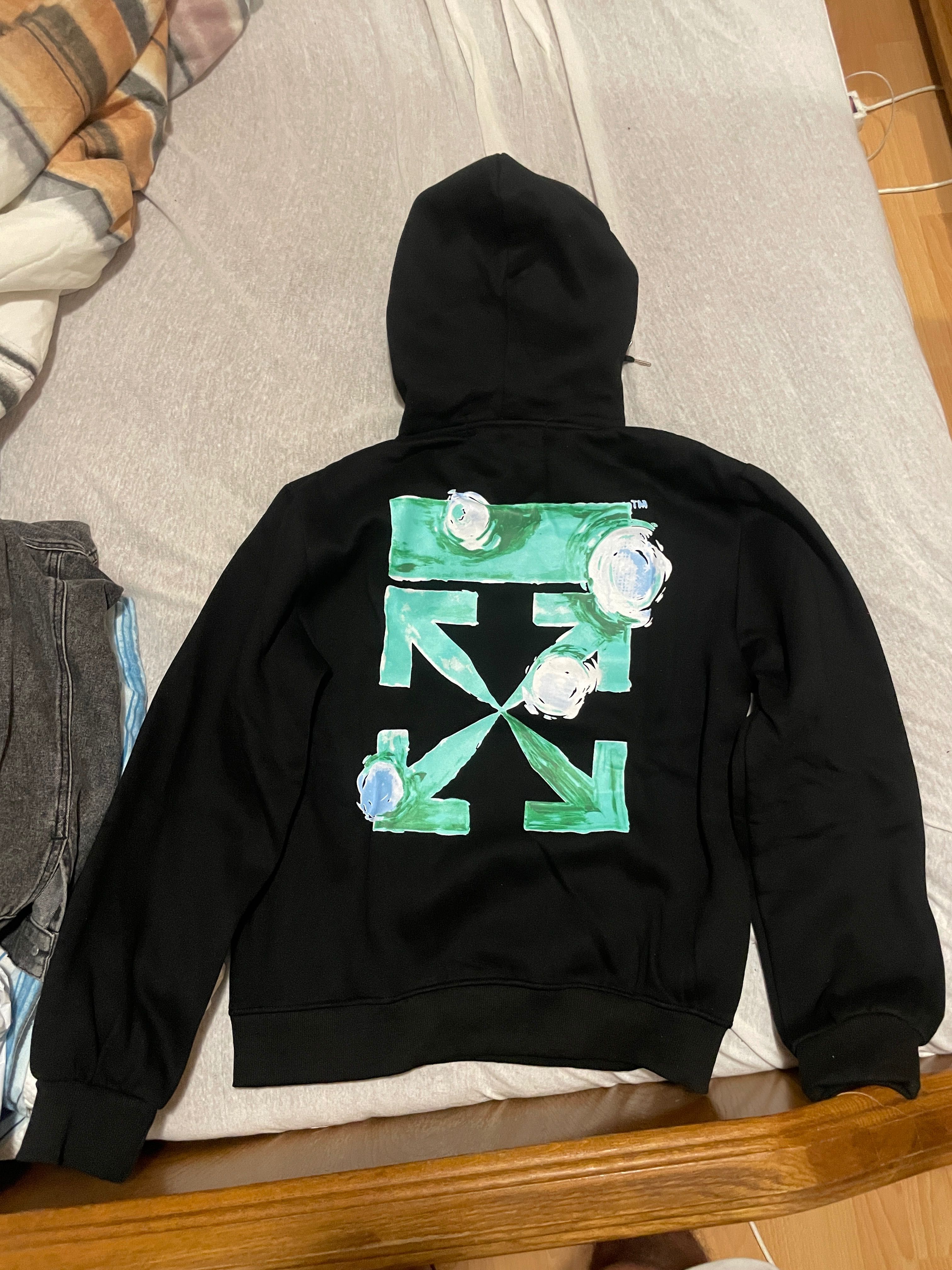 Vand hanorac Off White, nou, cu eticheta, marimea M/L