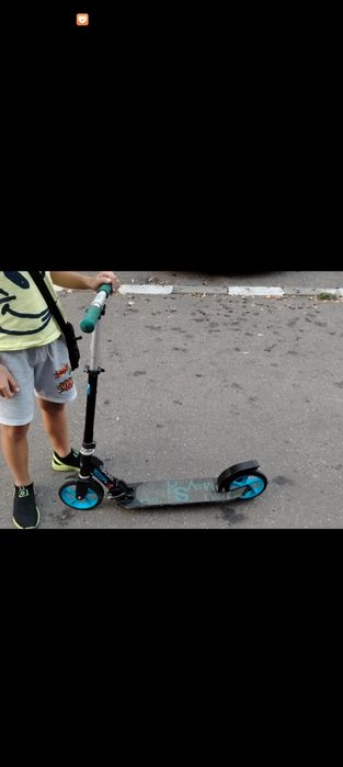 Trotineta oxelo albastra