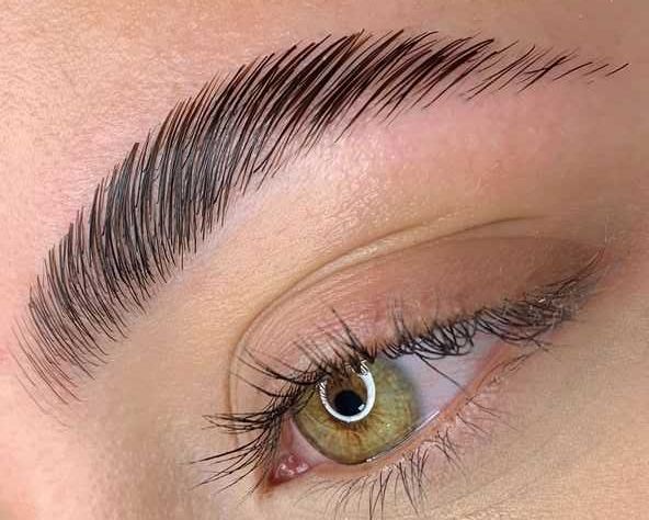 Brow glow up/Laminare/Stilizare/Sprancene. Brasov, zona Coresi.