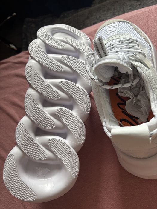 versace chain reaction 43
