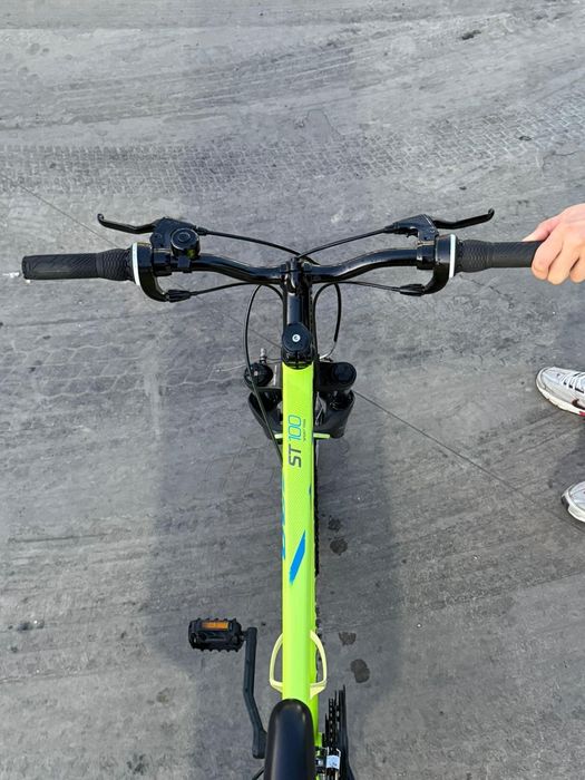 Vând bicicleta rockrider ST100