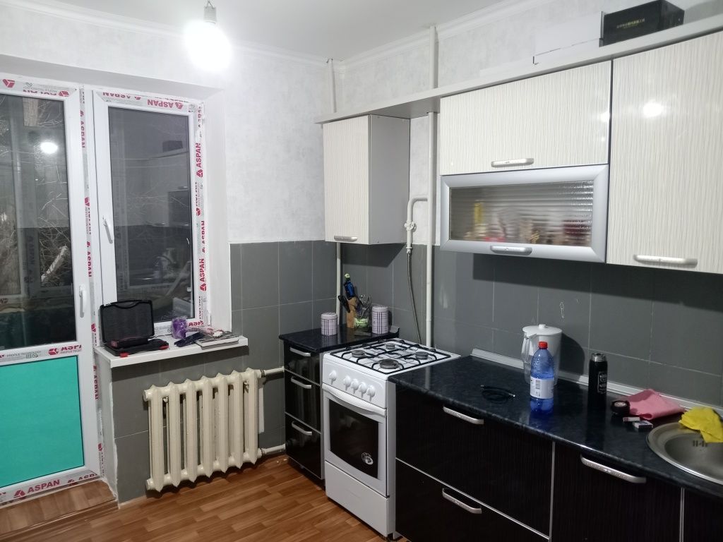 Продам 2-х комнатную квартиру по ул. Валиханова 5/42 с ремонтом.