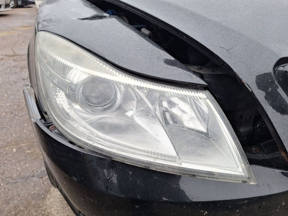 Far dreapta halogen cu lupa  SKODA OCTAVIA 2 Facelift 1Z3 2010  - 2013