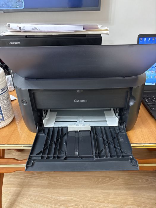 Продам Canon i-SENSYS MF3010